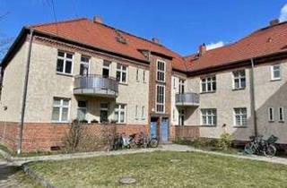 Wohnung kaufen in Waldstraße 135, 15732 Eichwalde, Bezugsfreie Altbauwohnung mit Balkon + Garten + DG-Atelier direkt an der Berliner Stadtgrenze (WE10)