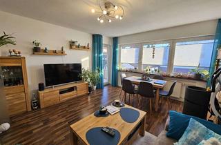 Wohnung kaufen in Talstr. 21, 71554 Weissach, Modernisierte und renovierte 3-Zimmer-Wohnung mit EBK, Kfz-Stellplatz und Balkon in Randlage