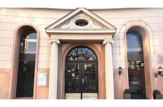 Wohnung kaufen in 30163 List, Repräsentativer Altbau mit Aufzug & Fußbodenheizung - Charmante 2-Zi Whg. - List - Moltkeplatz