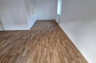 Wohnung mieten in Kisselnallee, 13589 Spandau, Großzügige 4-Zimmer-Wohnung mit Balkon im Erdgeschoss - Ruhige Lage in Berlin-Spandau