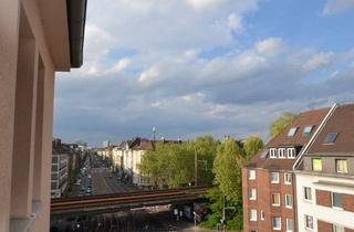 Wohnung mieten in 40223 Bilk, Mit Blick über die Dächer von Düsseldorf! 2 Zi-Whg. mit Wohnküche, Wannenbad & Balkon im 4.OG!