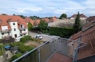 Wohnung mieten in Freiberger Straße 1a, 01723 Wilsdruff, DG mit Balkon // 1,5-Zi.-Single-Whg. direkt am Markt.