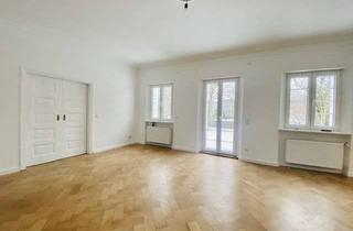Wohnung mieten in Zeppelinstraße 29, 95444 City, Sanierter Altbau* 3-Zimmer-Wohnung zwischen dem Hofgarten und der Universität