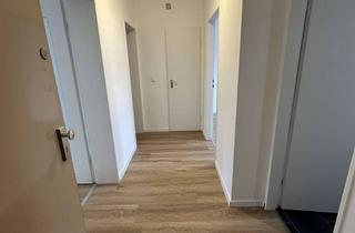 Wohnung mieten in 28329 Gartenstadt Vahr, Helle 2-Zimmer Wohnung im 3. OG mit Balkon in Bremen-Gartenstadt Vahr