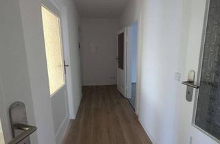 Wohnung mieten in Altenbacher Straße, 04828 Bennewitz, +++ FREUNDLICHE 2,5-R. WHG+M. BALKON+DUSCHBAD M. FENSTER+1.OG!!!+++