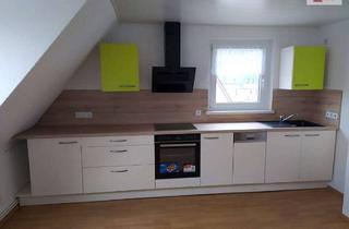 Wohnung mieten in Am Waldsaum, 08280 Aue, Frisch saniert – Dachgeschosswohnung auf dem Eichert zu vermieten