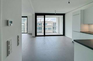 Wohnung mieten in George-Stephenson-Straße 12, 10557 Tiergarten, Ideal ausgestattete Familienwohnung im 6. OG - QH Colonnades ab sofort bezugsfertig