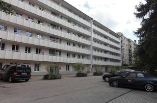 Wohnung mieten in Albert-Roßhaupter-Straße 3a, 81369 Sendling, Vermietung einer 2-Raumwohnung in München Sendling (am Harras) mit Panoramabalkon