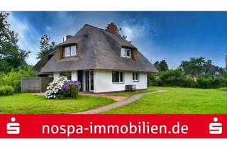 Doppelhaushälfte kaufen in 25946 Nebel, Neuwertige Doppelhaushälfte unter Reet - mit der Option zur Ferienvermietung