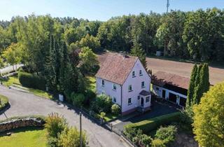 Einfamilienhaus kaufen in 96279 Weidhausen, Charmantes Einfamilienhaus mit Nebengebäude und großem Grundstück in Weidhausen-Ortsteil