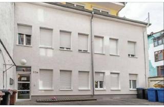 Haus kaufen in 75177 Nordstadt, Charmantes saniertes Dreifamilienhaus mit Balkon & Terrasse