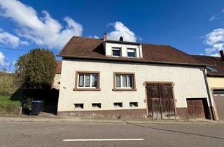 Einfamilienhaus kaufen in 66453 Gersheim, Großes Einfamilienhaus mit zwei Garagen