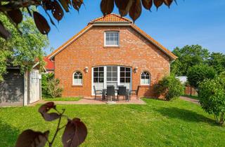 Haus kaufen in 26736 Krummhörn, Ihr Neubau-Ferienhaus am Wasser in Greetsiel!