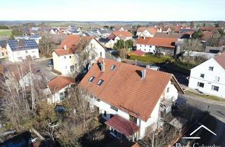 Doppelhaushälfte kaufen in 86865 Markt Wald, Charmante Doppelhaushälfte mit zwei Wohneinheiten, ausbaufähigem Dachgeschoss und Naturgarten