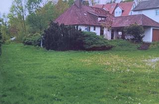 Haus kaufen in 86551 Aichach, Provisionsfrei! Älteres EFH auf großem Eck-Grundstück