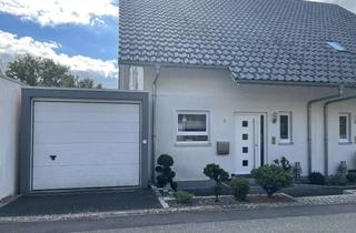 Haus mieten in Von-Bettendorf-Weg, 69256 Mauer, Sehr gepflegte 5-Zimmer Doppelhaushälfte mit wunderbaren Garten und Garage