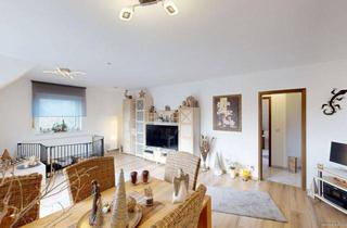 Wohnung kaufen in 59071 Hamm, Provisionsfrei für Käufer: Helle 3-Zimmer-Dachgeschosswohnung mit Balkon und Garage in Hamm-Osten