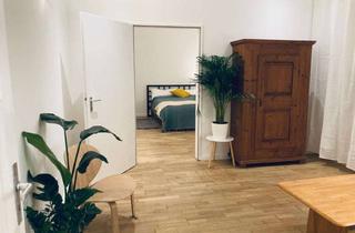 Wohnung mieten in Katharinenstraße 21, 10711 Wilmersdorf, Ruhige Lage 2,5 Zimmer Ku'damm Naehe frisch renovierte Wohnung moebliert
