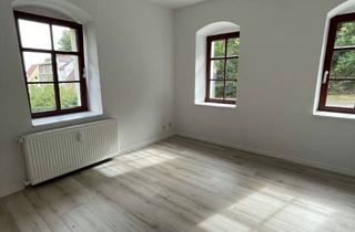 Wohnung mieten in Dresdner Str. 11, 01683 Nossen, * Familienwohnung mit Blick zum Schloß - ID 6597 *