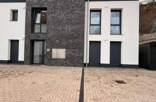 Wohnung mieten in Gummersbacherstraße 60a, 51766 Engelskirchen, Schöne und helle Drei Zimmer Wohnung