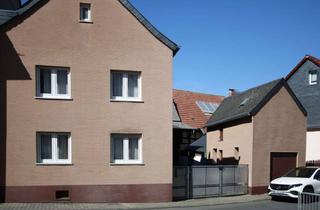 Bauernhaus kaufen in 65510 Hünstetten, ***Landleben mit Herz. Gepflegt, charmant und ausbaufähig! Ein Bauernhaus in Hünstetten-Beuerbach!