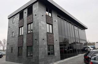 Büro zu mieten in Hohe Str. 18, 68526 Ladenburg, Repräsentative Ausstellungsfläche & Büro auf 2 Etagen, Parkplätze, Sektionaltore, Klima etc.