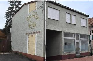 Haus kaufen in 36266 Heringen, Vielseitiges Haus für Wohnen und Arbeiten im Herzen der Stadt