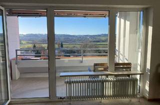 Wohnung kaufen in 88250 Weingarten, Weingarten - Helle 4,5 Zimmer Wohnung 97 qm, Keller plus 20 TEUR für Garage zu verkaufen