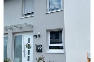 Haus kaufen in 87700 Memmingen, Memmingen - Reihenmittelhaus Baujahr 2020 Fernwärme