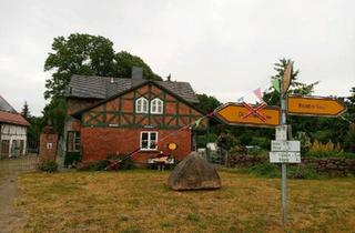 Haus kaufen in 19209 Lützow, Lützow - Hof mit Scheune und Saunahaus - provisionsfrei -