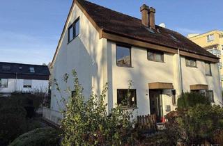 Doppelhaushälfte kaufen in 73733 Esslingen, Esslingen am Neckar - Charmante Doppelhaushälfte in Esslingen sucht Familie!