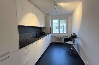 Wohnung kaufen in Bregenzer Straße, 88131 Lindau, Exklusive 4-Zimmer Wohnung im 3. OG mit Balkon direkt am Bodensee!