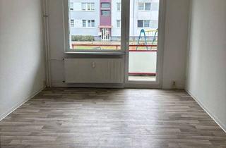 Wohnung mieten in Fünfeichen, 17033 Stadtgebiet West, 1- Zimmer Wohnung wartet auf Sie!