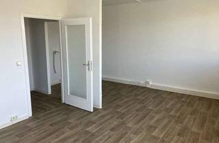 Wohnung mieten in Kastanienstraße, 07549 Lusan, Dreiraumwohnung mit Ausblick