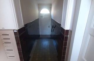 Wohnung mieten in Neckarstraße 11, 42655 Solingen-Mitte, 2 Zimmer-Altbauwohnung in Solingen-Mitte