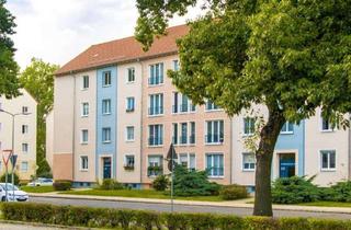 Wohnung mieten in Käthe-Niederkirchner-Straße 25, 02977 Hoyerswerda, Zeitnah Nachmieter gesucht! - 4-Raum-Erdgeschosswohnung im WK I