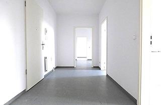 Wohnung mieten in Danckelmannstraße 36, 16259 Bad Freienwalde, Geräumige 3-Raumwohnung unterm Dach