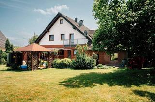 Haus kaufen in 57614 Steimel, Schönes Mehrgenerationen-Wohnhaus mit ELW und Garten