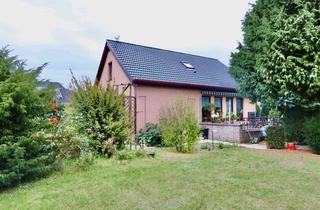 Haus kaufen in Dompfaffenweg 31, 12685 Marzahn, CA. 209 m² GRUNDFLÄCHE - ATTRAKTIVES ECKGRUNDSTÜCK - RUHIG GELEGEN & GUTE INFRASTRUKTUR