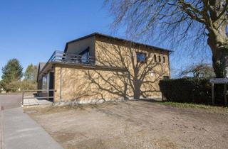 Mehrfamilienhaus kaufen in 24376 Rabel, Mehrgenerationshaus mit Entwicklungspotenzial - zwei Wohneinheiten & Gewerbebereich