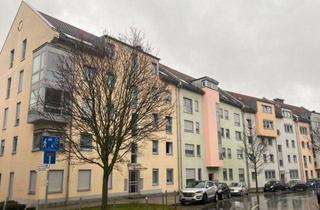 Wohnung mieten in Straßberger Straße 49, 08527 Plauen, Attraktive 2-Raum-Wohnung mit Laminat in Plauen