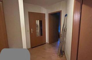 Wohnung kaufen in 08527 Plauen, Objekt-Nr.: 9625 - schöne vermietete 2-Zimmer-ETW im DG mit Wanne in Plauen