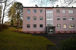 Wohnung kaufen in Finkenschlag 70, 90766 Fürth, Einziehen & Wohlfühlen! Modernisierte 3-ZW im Hochparterre mit Balkon in ruhiger Lage in Fürth