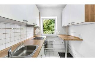 Wohnung kaufen in 23795 Bad Segeberg, ETW mit Balkon in grüner Lage | In frisch saniertem MFH | 1. OG