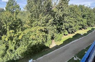 Wohnung mieten in Herzog-Ernst-Ring 13, 29221 Celle, Und wann ziehen Sie zu uns? Drei Zimmer mit Balkon!