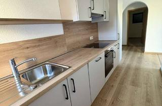 Wohnung mieten in Unotweg 11/2, 78713 Schramberg, Helle 2,5-Zimmer Wohnung mit EBK & Stellplatz in Schramberg Sulgen