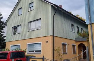 Mehrfamilienhaus kaufen in 82140 Olching, Schönes Mehrfamilienhaus mit Rückgebäude, vermietet, 82140 Olching