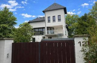 Villa kaufen in 51491 Overath, RARITÄT - MEHRGENERATIONEN-WOHNEN VOM ALLERFEINSTEN IN MODERNER VILLA NAHE KÖLN - PROVISIONSFREI