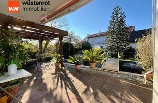 Einfamilienhaus kaufen in Hagweg, 73547 Lorch, Großzügiges Einfamilienhaus mit Innenpool, Galerie & Traumgarten in Lorch-Unterkirneck