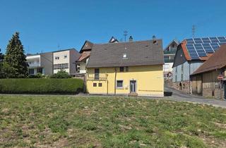 Haus kaufen in 74736 Hardheim, Wohnhaus mit Garten und Scheune in Hardheim